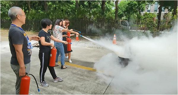 突擊式消防演練，安全生產(chǎn)沒(méi)有彩排！